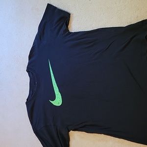 Nike men's medium green swoosh T-shirt.
